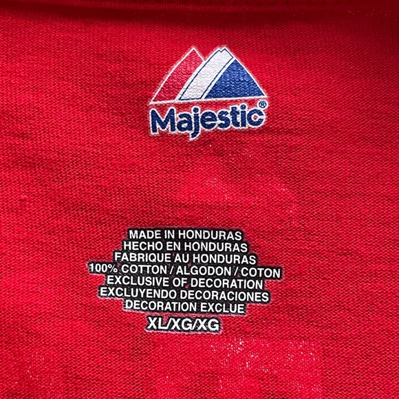 MLB Cincinnati Reds T-shirt featuring Joey Votto “19” on the back - Picture 5 of 6